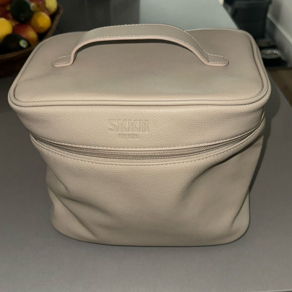 SKKN Makeup Bag
